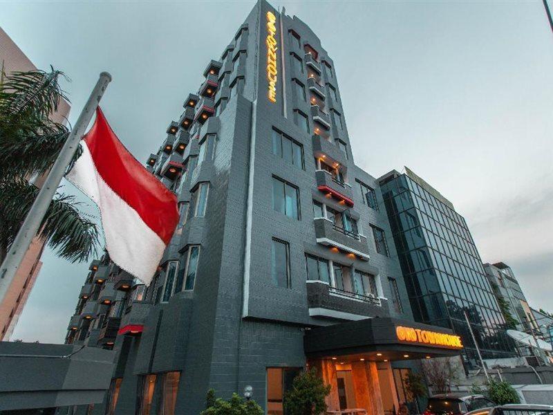Super Oyo Townhouse 1 Hotel Salemba Yakarta Exterior foto